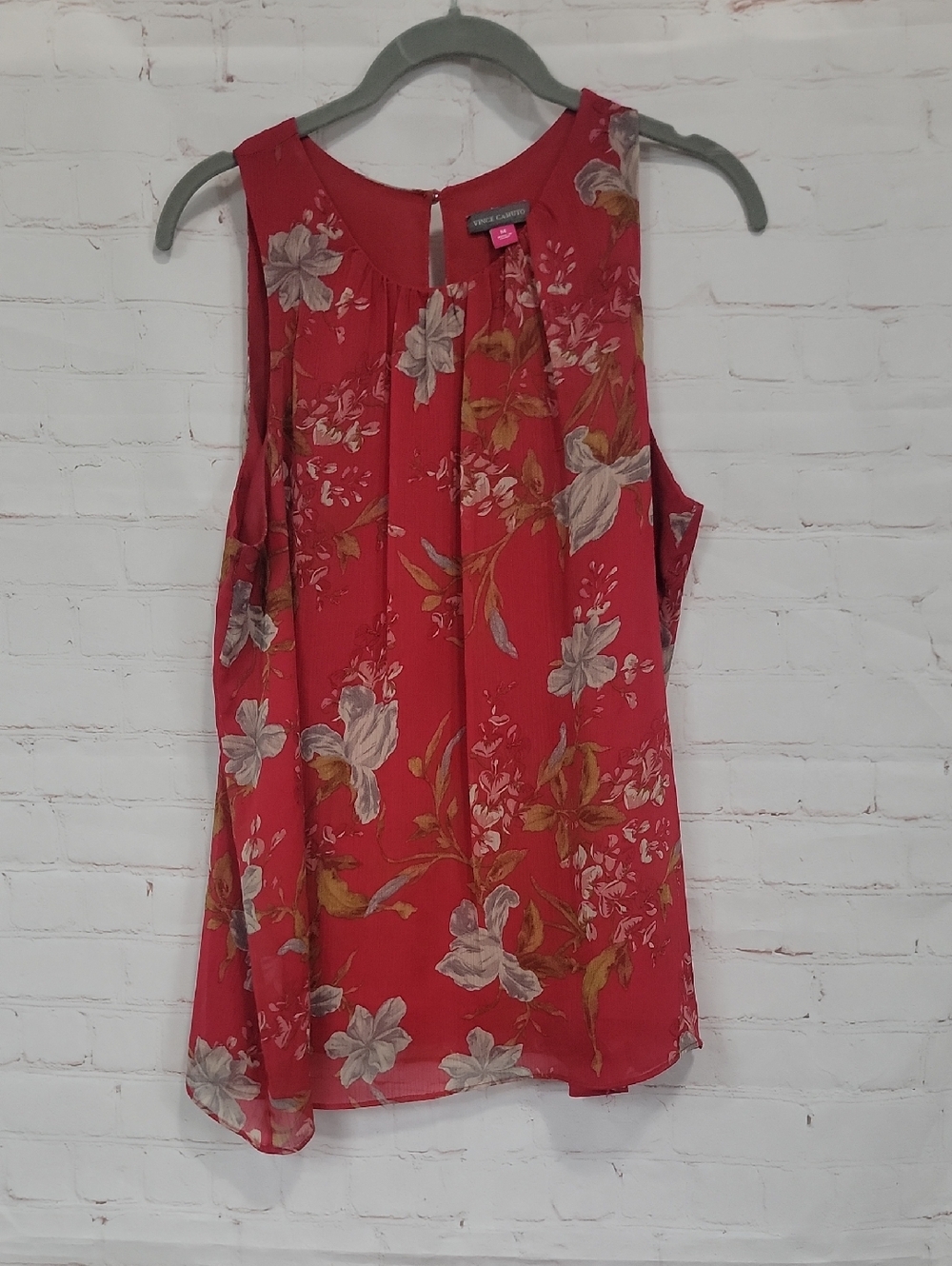 Vince Camuto Red Floral Sleeveless Camisole
